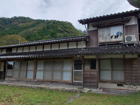 売家2（条件有）の外観写真