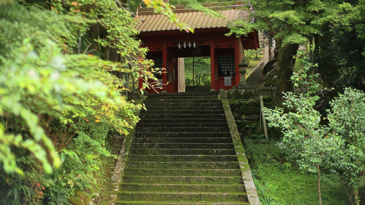 若桜神社山門の画像